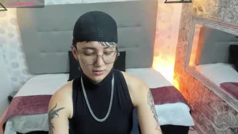 emahills__axelrose online show from October 3, 3:47 am
