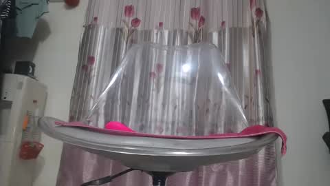 emailisa online show from October 19, 10:54 pm