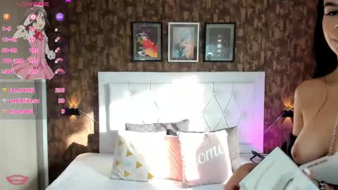 Snapshot of emalinda__hills chatting on January 11, 9:36 pm EMA online show from January 11, 9:36 pm