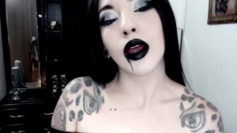 Snapshot of emearld_black chatting on September 29, 4:50 am Emerald Black online show from September 29, 4:50 am