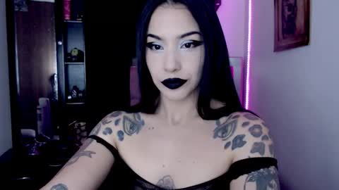 Emerald Black online show from March 4, 2:06 am