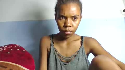 emelie473837 online show from April 2, 3:37 am