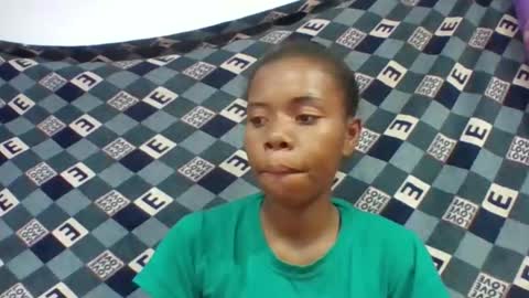 emelie473837 online show from April 6, 9:54 am