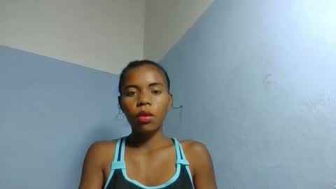 emelie473837 online show from April 12, 4:50 am