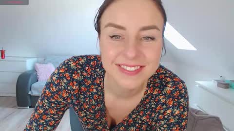 just me online show from March 13, 12:12 pm