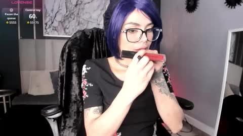 Snapshot of emeralda_co chatting on November 14, 1:32 pm Esmeralda online show from November 14, 1:32 pm