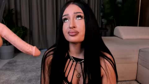 Emerald online show from March 30, 3:46 pm