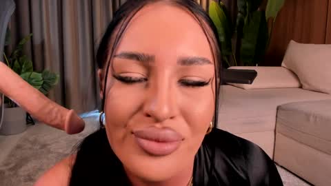 Emerald online show from March 31, 3:12 pm