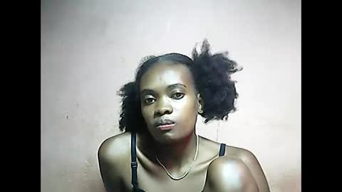 Emerence9794 online show from April 8, 6:57 am