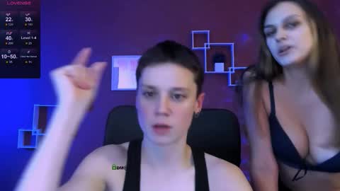 Snapshot of emi_fade chatting on February 24, 5:22 pm emi_fade online show from February 24, 5:22 pm