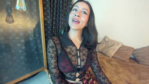 Emilia Gomez online show from February 6, 1:16 am