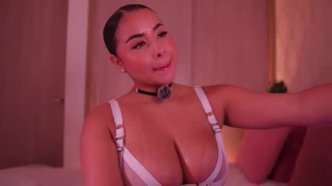    online show from November 10, 10:53 pm