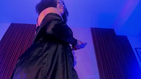 Snapshot of emiilycollins1 chatting on October 11, 9:24 pm online show from October 11, 9:24 pm