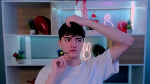 emil_lucky online show from February 20, 12:27 pm