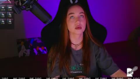 Emili online show from April 3, 10:46 am