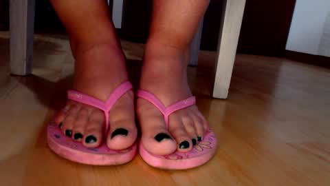 Snapshot of emili_evans_ chatting on January 30, 12:18 am POWERFULL GODDESS EMILI online show from January 30, 12:18 am