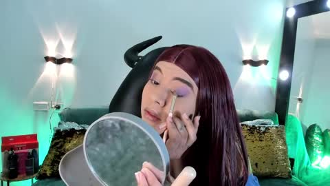 Emili roux online show from March 31, 10:15 am