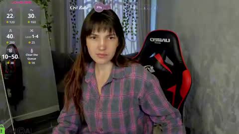 Snapshot of emilia_cross chatting on July 10, 1:21 am Emilia online show from July 10, 1:21 am