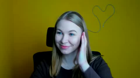 Emilia online show from March 20, 6:29 am