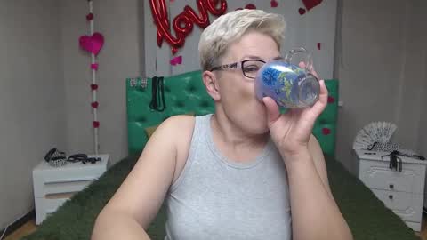 EmiliaGree online show from October 13, 5:13 pm