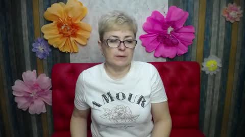 EmiliaGree online show from April 8, 5:13 pm