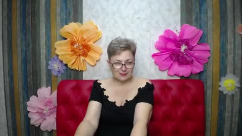 EmiliaGree online show from April 14, 6:14 pm