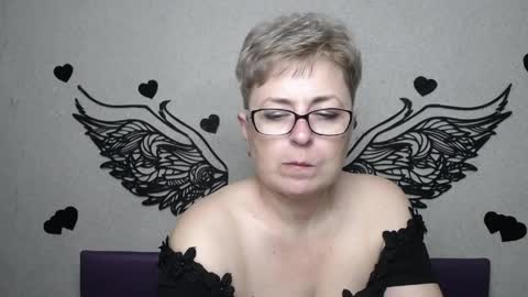 EmiliaGree online show from April 15, 7:58 pm