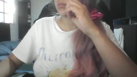 emiliahoney online show from February 1, 2:59 pm