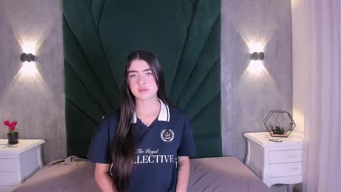 Emilie online show from April 7, 11:32 am