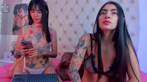 emilieandblake online show from February 19, 2:34 pm