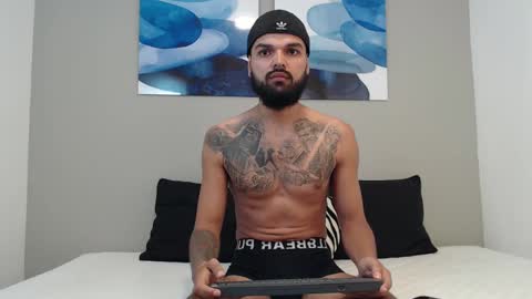 Snapshot of emilio_wolf chatting on January 7, 8:56 am EMILIO online show from January 7, 8:56 am