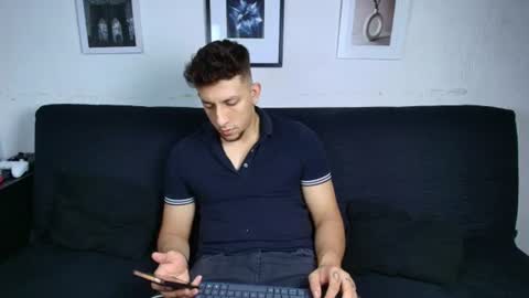 Snapshot of emiliocum_24 chatting on July 23, 6:11 am EMILIOCUM online show from July 23, 6:11 am