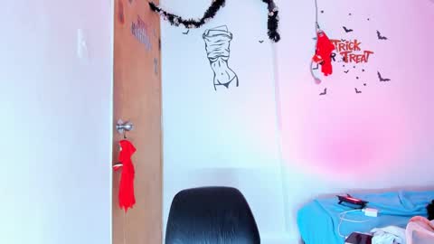 emily online show from October 12, 1:21 pm