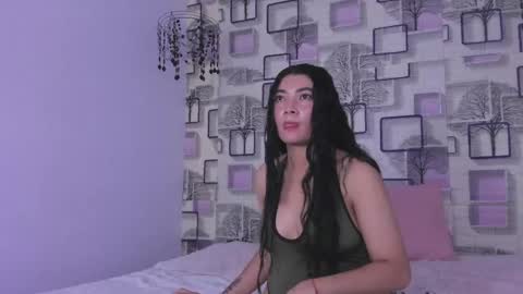 Emilly online show from May 14, 3:35 am