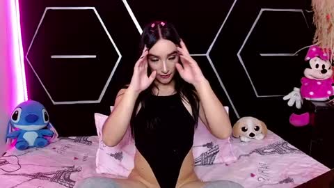 emillystonex online show from June 4, 6:36 pm