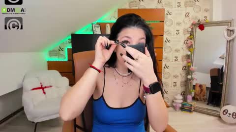 EmillyTaylor online show from February 2, 4:33 am