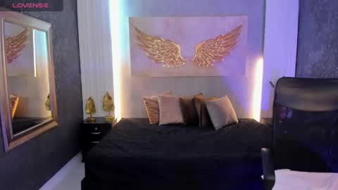 Emily  online show from April 13, 11:27 am