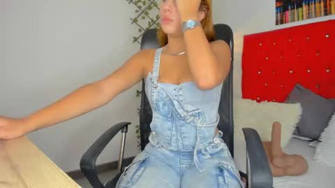 Emily online show from May 4, 12:45 pm