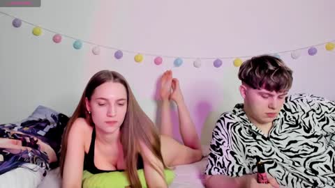 emily_and_ilumi online show from January 4, 7:34 pm