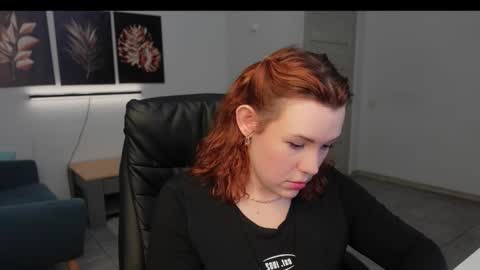 EMILY BOKER online show from January 13, 10:04 pm