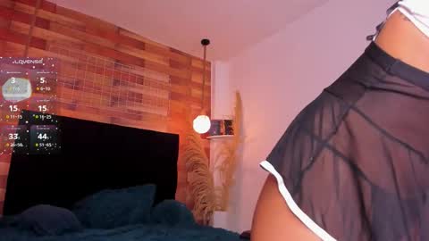 emily_brown04 online show from September 14, 11:20 am