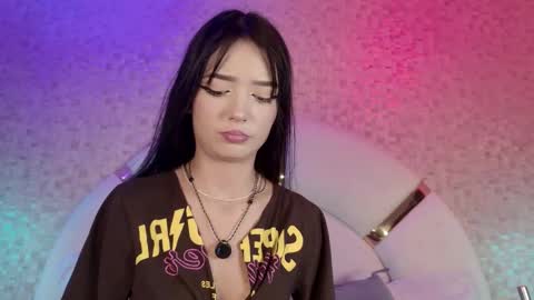 emily_dempsey online show from December 15, 7:40 pm