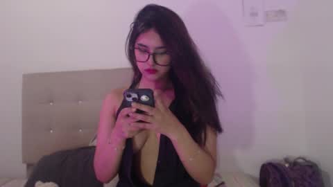 emily fox 3 online show from April 13, 2:39 am