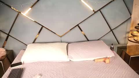emily_greco online show from June 17, 11:45 am