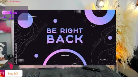 Snapshot of emily_hill___ chatting on January 22, 3:52 am EMILY Monday 5-2 am From Tuesday to Friday5-1 am Colombia time online show from January 22, 3:52 am