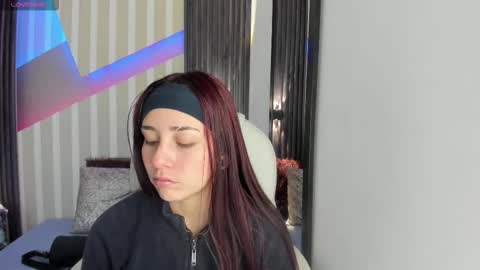 Emily online show from December 20, 3:41 pm