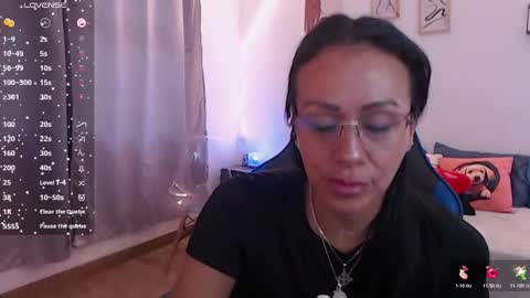 Snapshot of emily_leroy571240 chatting on October 29, 1:24 pm emily leroy. online show from October 29, 1:24 pm