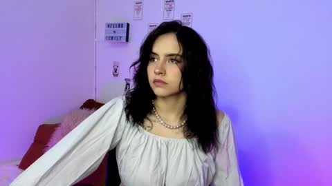 Snapshot of emily_lindey_ chatting on February 5, 2:38 am Emily Lindey online show from February 5, 2:38 am