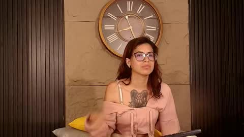 Emily online show from April 12, 9:31 pm