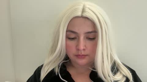 emily_morning_dew online show from March 4, 2:45 pm